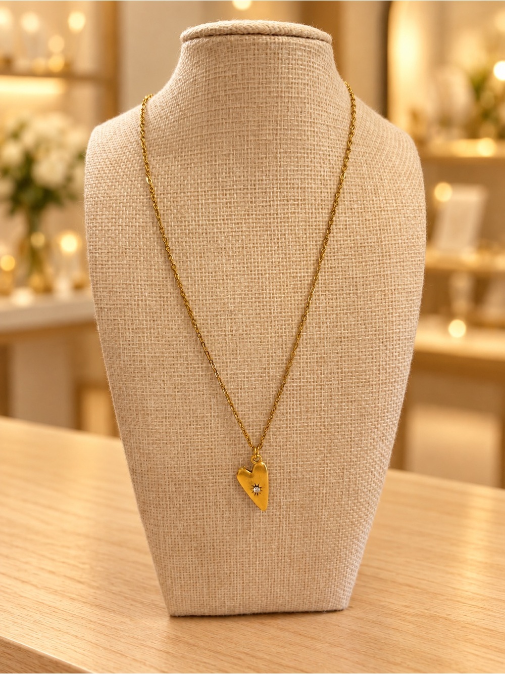VB&CO GOLD HEART WITH CRYSTAL NECKLACE